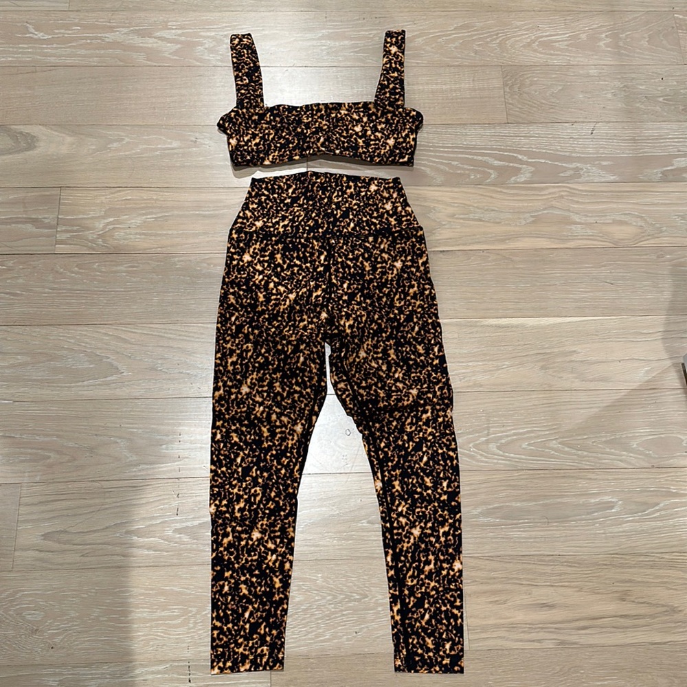 WeWoreWhat leopard workout set